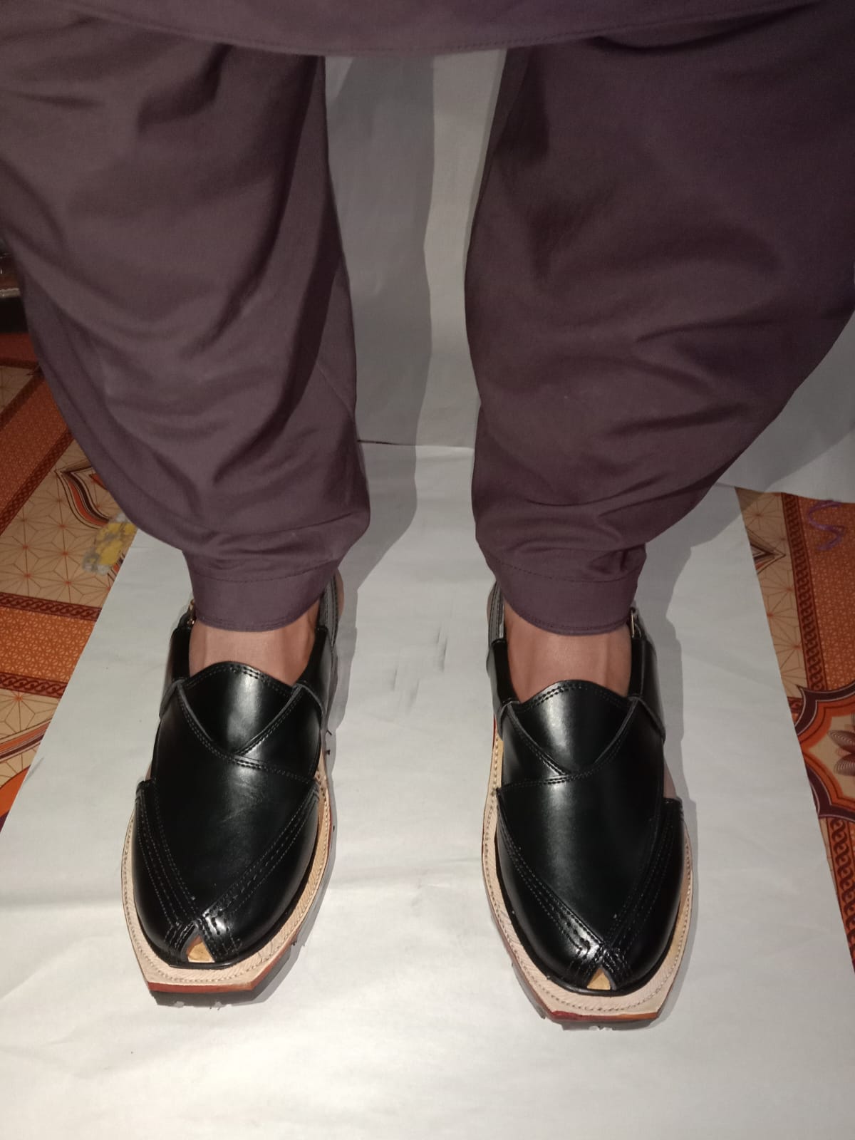 Captan Chappal – Gents –black colour Handmade  with premium leather